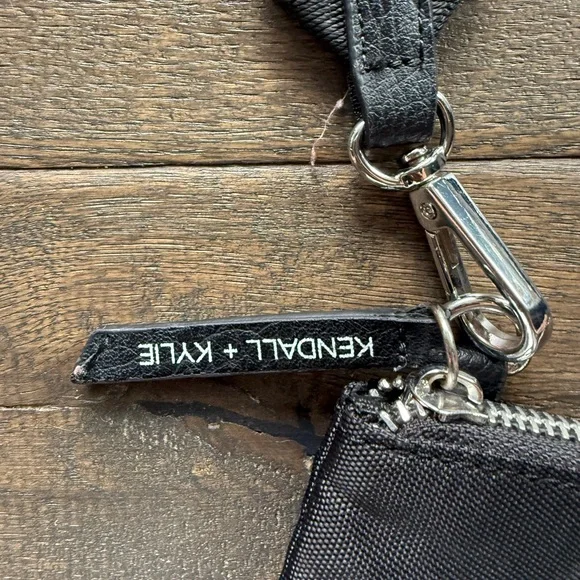 Kendall + Kyle Black Crossbody Bag - Picture 4 of 10